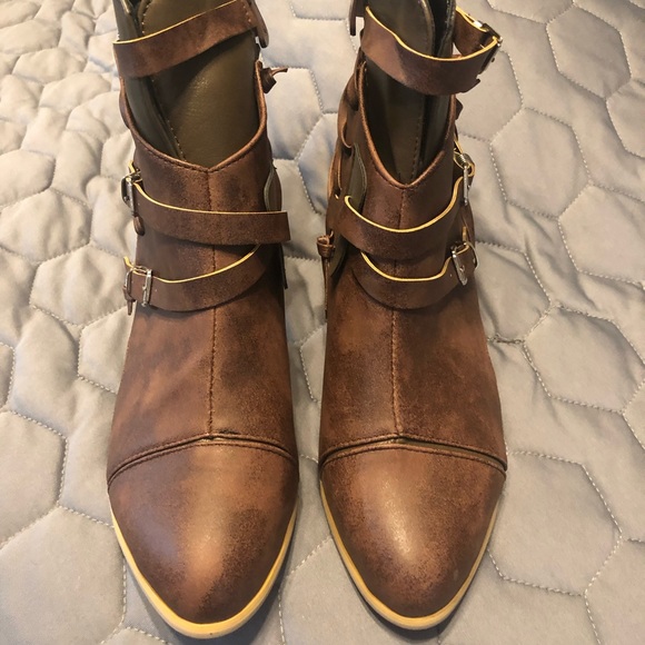 Splicing Buckle Lace Up Heeled Bootie - Picture 1 of 4